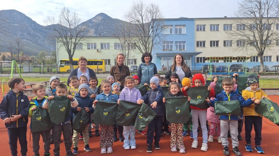 Деца се превъплътиха в ролята на \