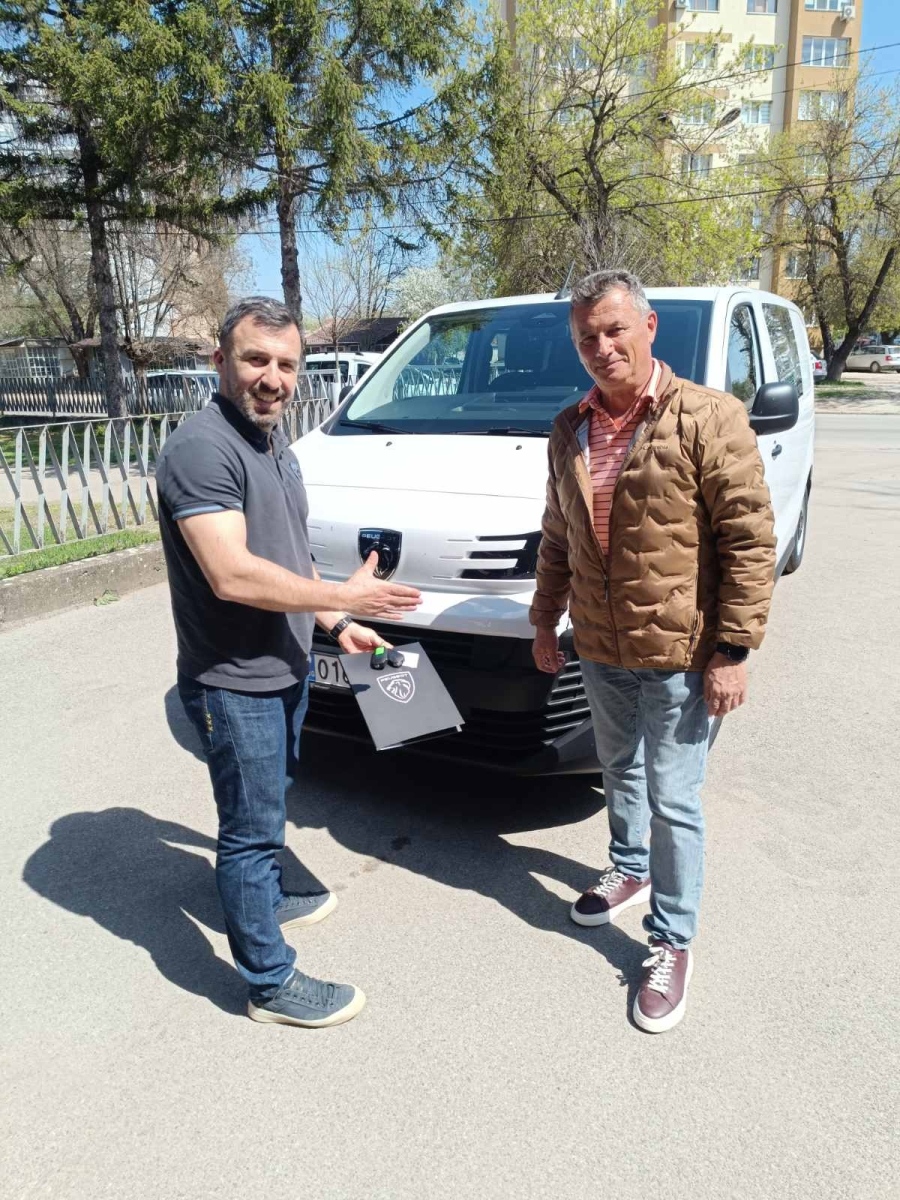 Община Бяла Слатина модернизира социалните си услуги с нов електрически автомобил