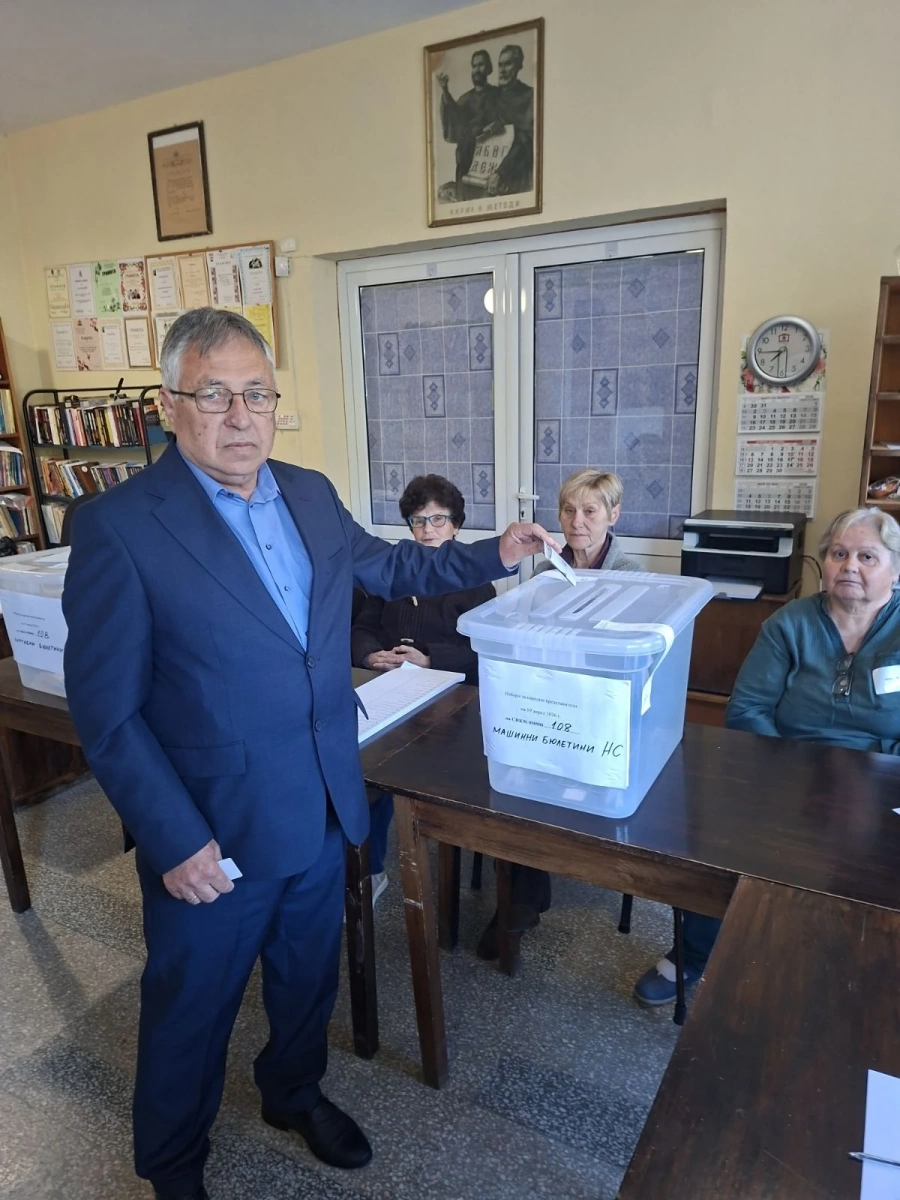 За възстановяване на авторитета в управлението на България гласува областният управител на извънредните парламентарни избори