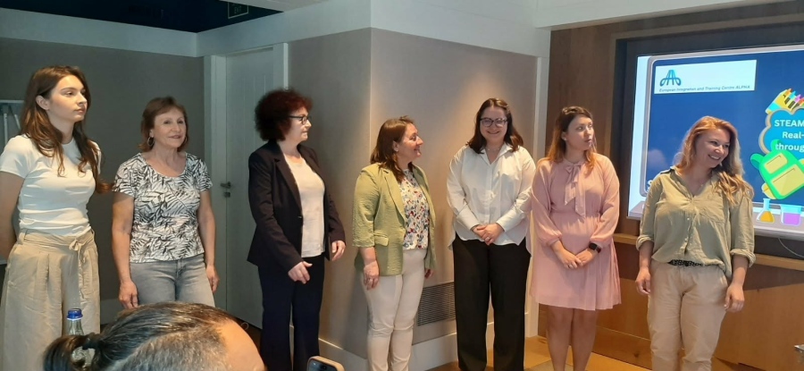 Учители от ППМГ „Акад. Иван Ценов“ – Враца участваха в международно обучение в Барселона