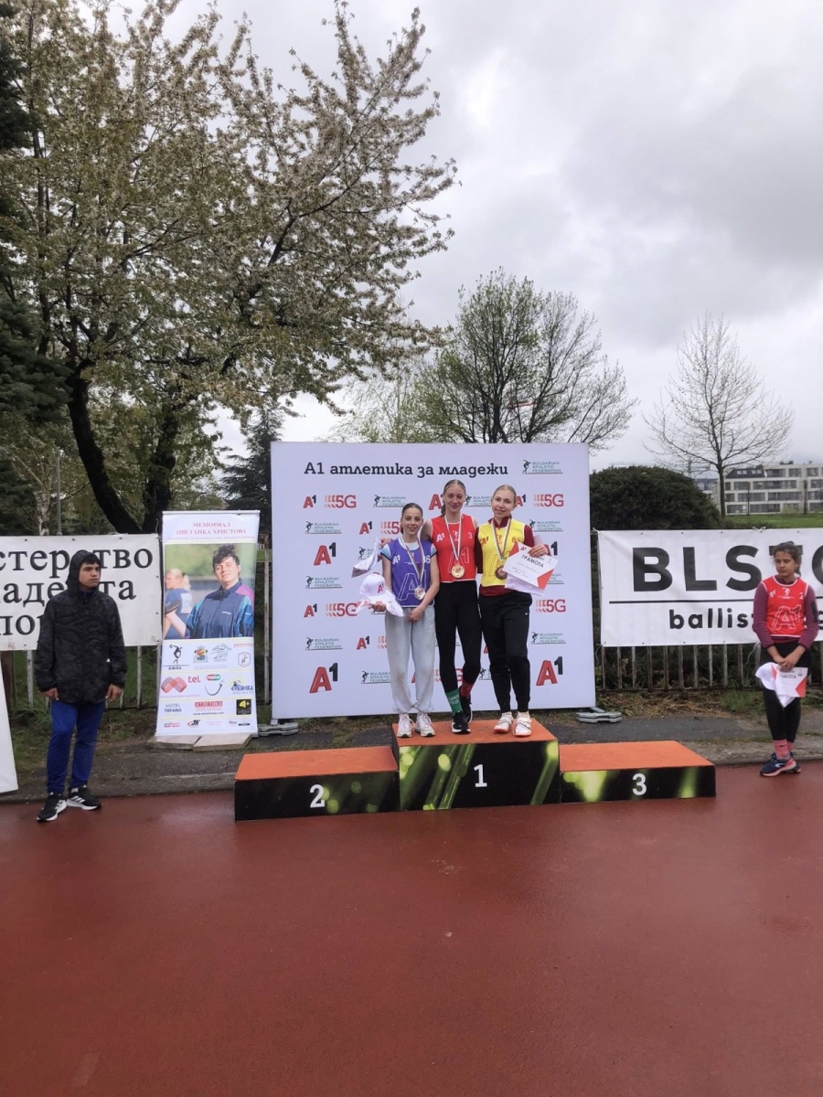 СК „Олимпия-Враца“ с призови класирания на  лекоатлетически турнир 