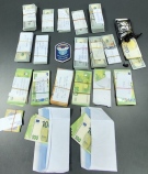 Митничари спипаха над 166 000 долара и 57 000  евро, скрити в кабината на камион