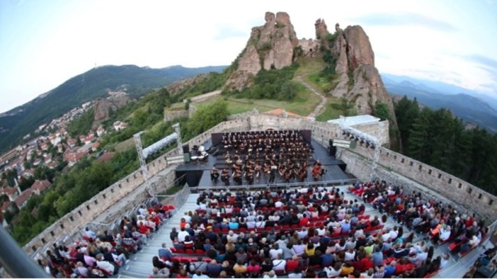 Белоградчишките скали отново ще са величествен декор за емблематичните фестивали „Опера на върховете” и  „Сцена на върховете“