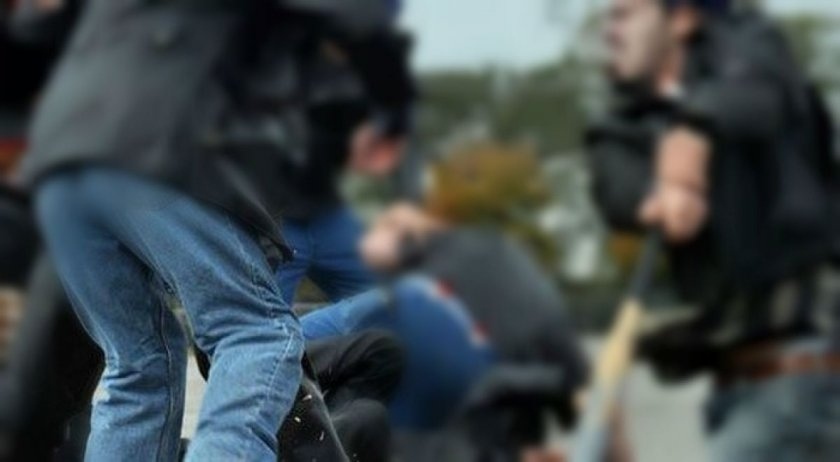 Двама в болница и потрошено заведение след масов бой в монтанско село