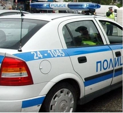 Полицаи от Враца спипаха крадец, задигнал теглич за автомобил