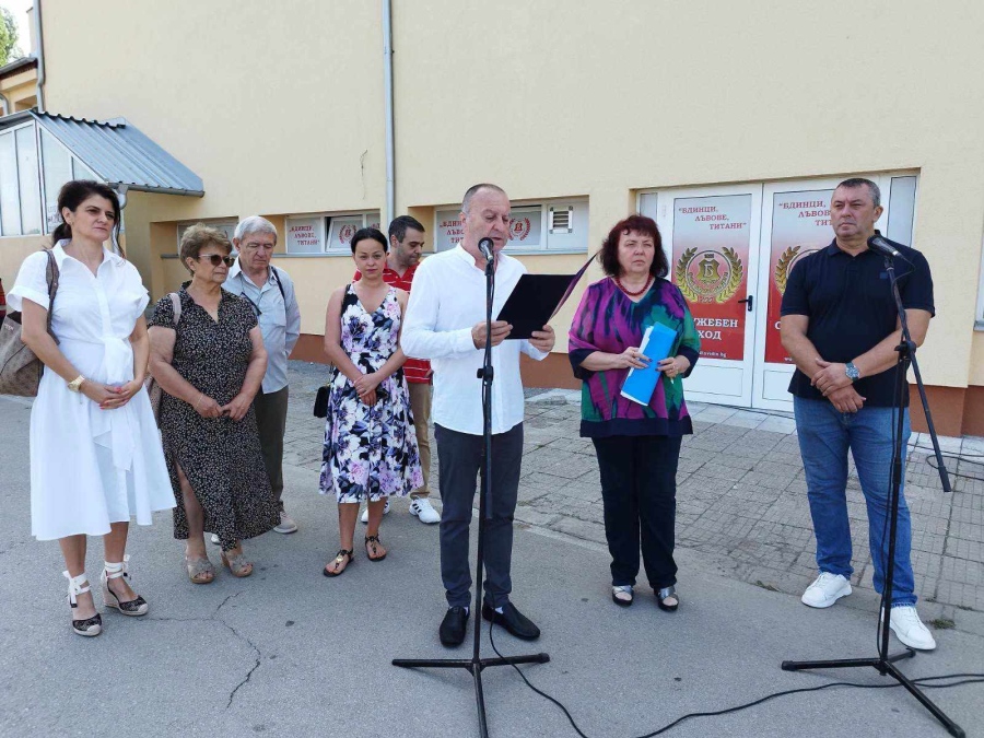 Откриха обновената сграда на стадион „Георги Бенковски“ във Видин