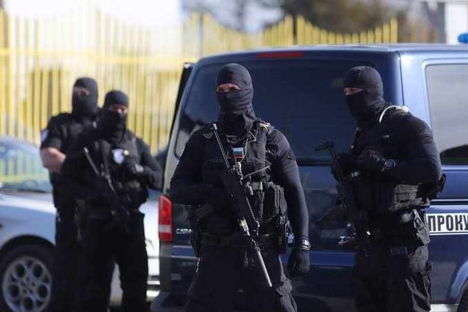 Масови проверки и глоби при спец акции на МВР в Козлодуй, Бяла Слатина и Роман