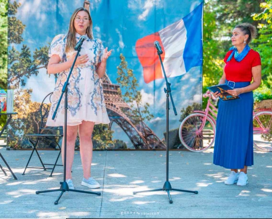 Враца се потопи в магията на Франция с „Bonjour Vratsa“