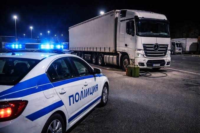 400 литра нафта са източени от камион край Монтана