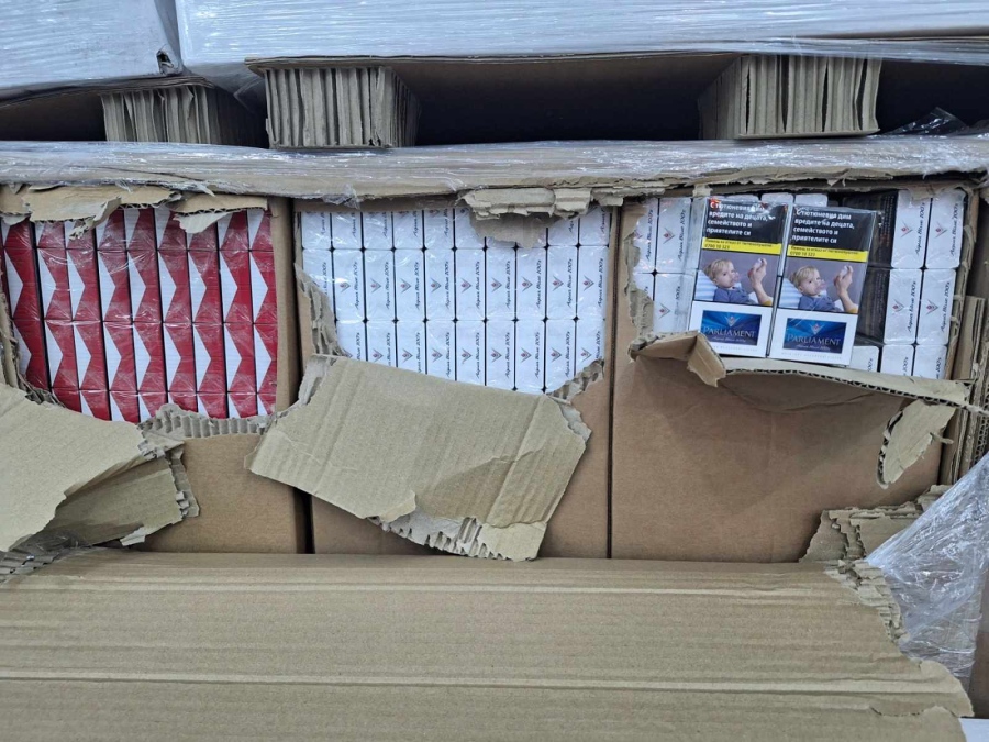 Митничари и Гранична полиция предотвратиха мащабна контрабанда на цигари на Дунав мост Видин